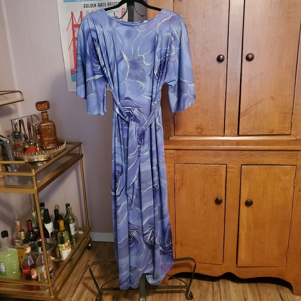 Toccara Avon Bell Sleeve Maxi Dress